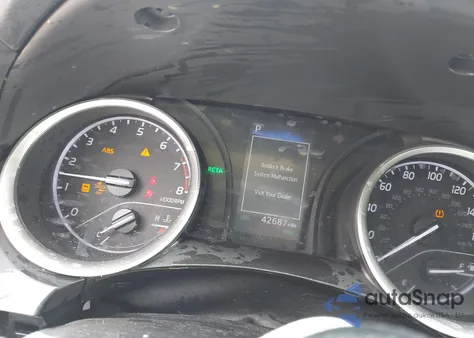 2021 Toyota Camry Le z USA, uszkodzony, nr VIN 4T1R11AK8MU567819